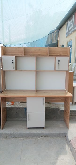 Bolalar uchun dars stol