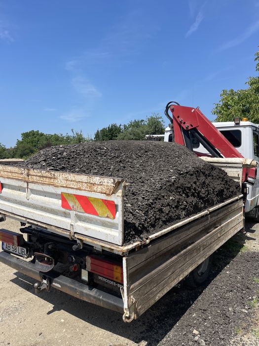 Excavator, vola, cilindru, camion cu macara 7,5T de închiriat