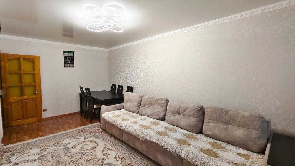 Продам 3 комнатную в 20 МКР!
