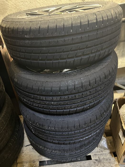 продам диски с резинами новые 16 размер