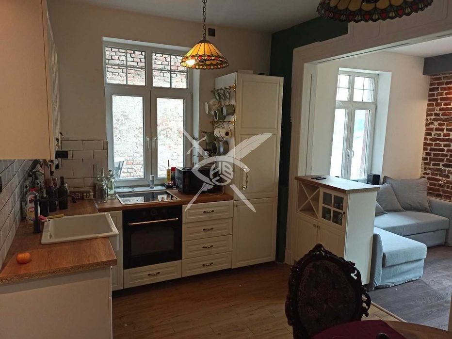 Продава се Двустаен апартамент в София, Център - 53 кв.м за 3963 €/кв.м - Снимка #1