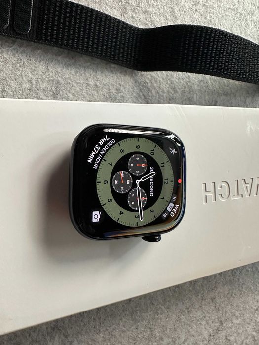 Apple Watch Series 10 LTE 46mm Jet Black – ca nouă + 5 brățări