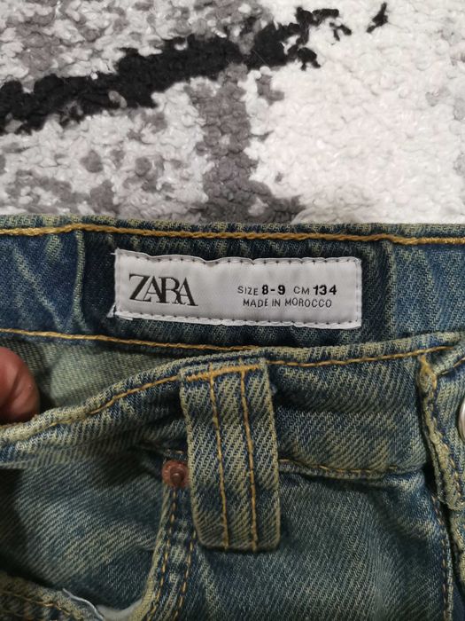Дънки на Zara и H&M