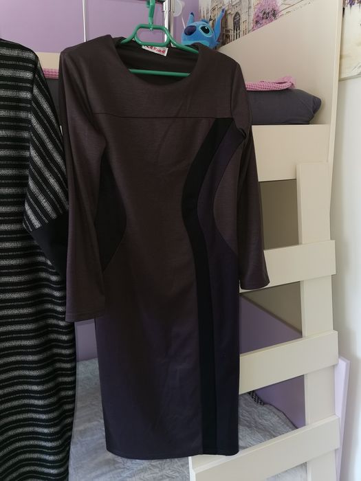 Продавам рокли М и L размери