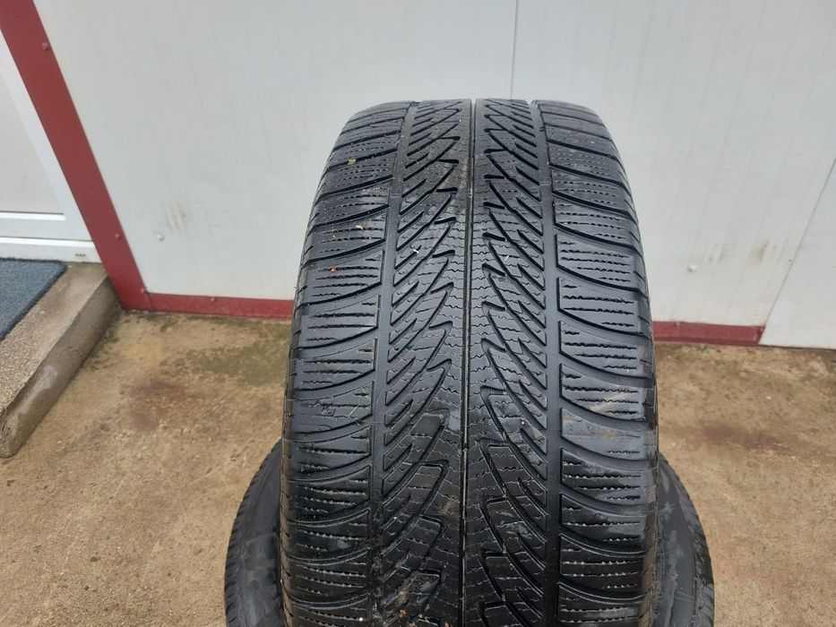 200 lei bucata! Doua anvelope M+S/IARNA 285 45 20 Goodyear
