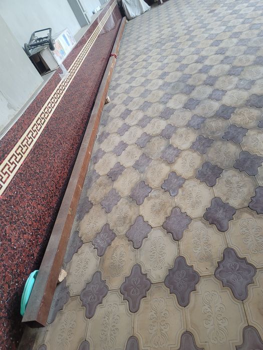 Для стойки  продам 1 осталас 10 метровий