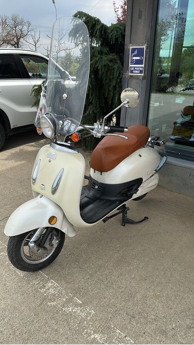 Triciclu electric si scuter electric