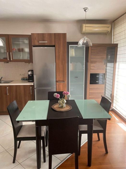 Дава се под наем Двустаен апартамент в София, Борово - 60 кв.м за 648.21 € - Снимка #1