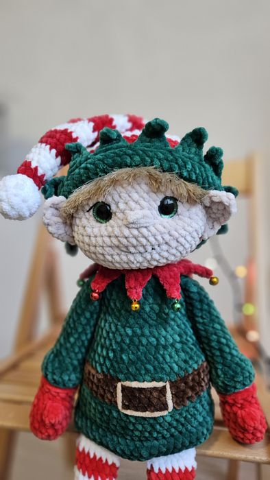 Плетен коледен елф- играчка/декорация
