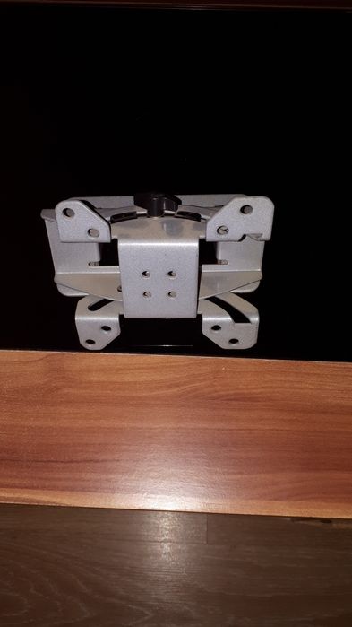 Стойка за телевизор