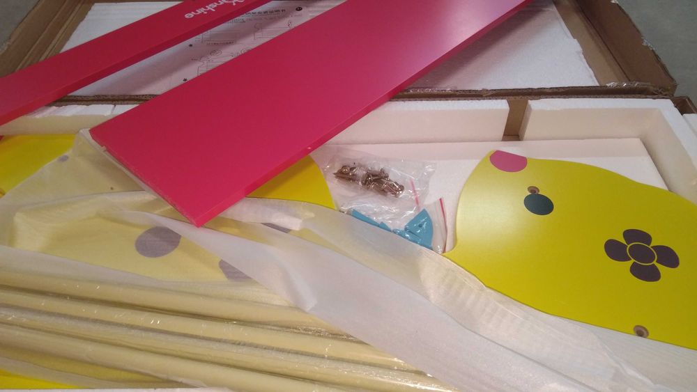 дървен MDF стелаж за играчки / етажерки и органайзери за играчки