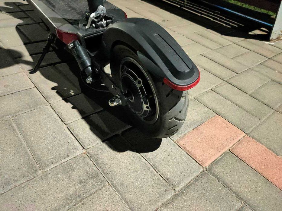 Продам Электросамокат Joyor Y7-S