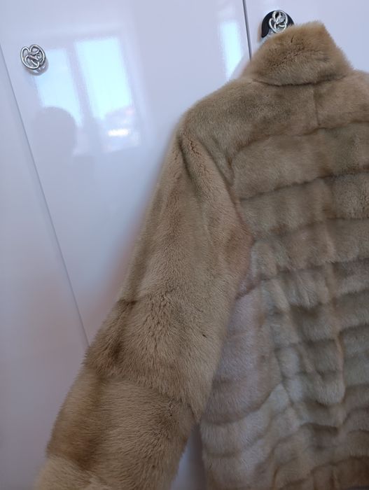 Срочно продам норк шубу