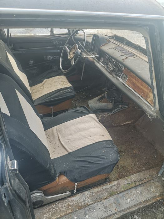 Продавам Мерцедес W 110*2.0 бензин 1969 година