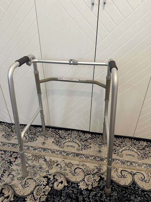 Ходунок для взрослых