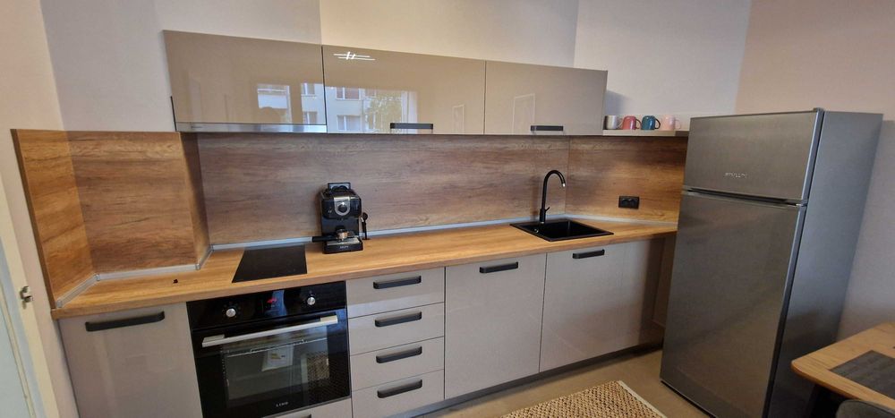 Дава се под наем Двустаен апартамент в София, Гоце Делчев - 55 кв.м за 535.5 € - Снимка #1