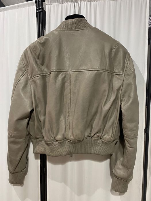 Ново яке от естествена кожа Mango в бежово