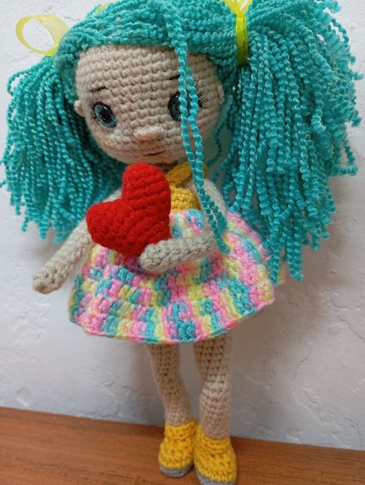 Продам  вязаных кукол.