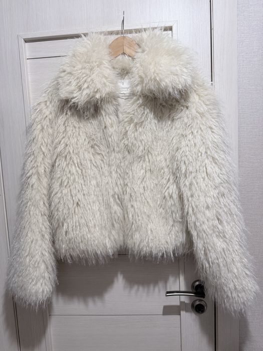 Шуба Stradivarius