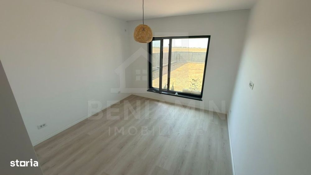 Casa moderna pe parter la Metro / Aeroport cu teren 479mp