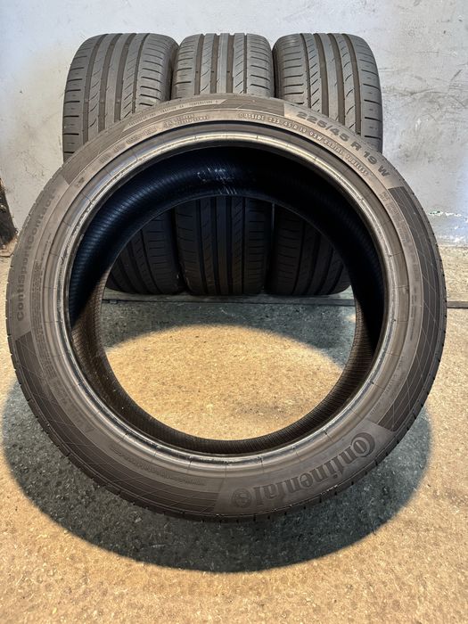 Гуми 225/45/19 CONTINENTAL Conti Sport Contact