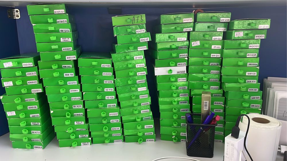 Продам сотовые аксессуары оптом