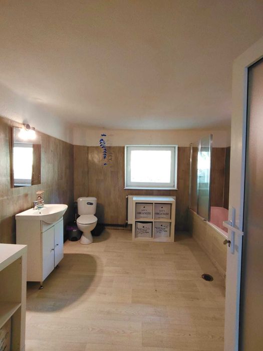 Vând casă P+E, 266 m2 util