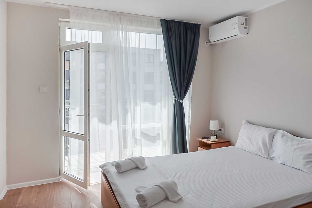 Нощувка в хотел Solea l Безп. паркинг l Ресторант & Детски кът