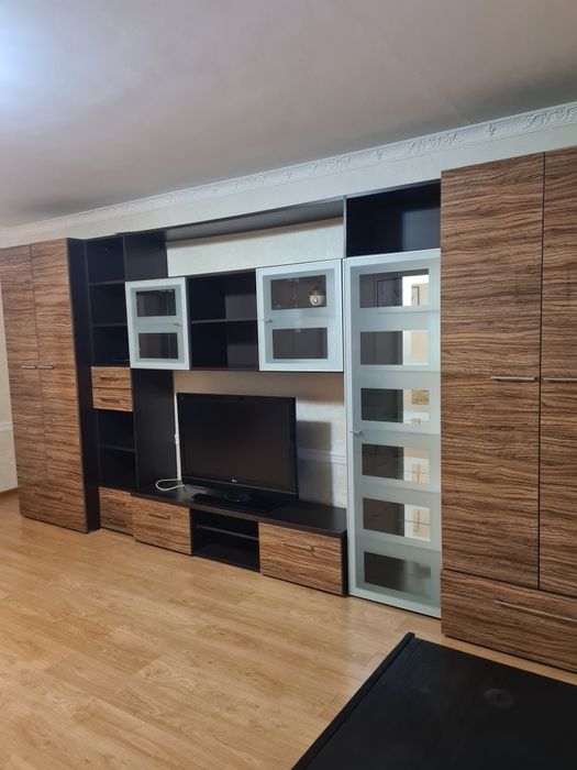 Продам гостинную