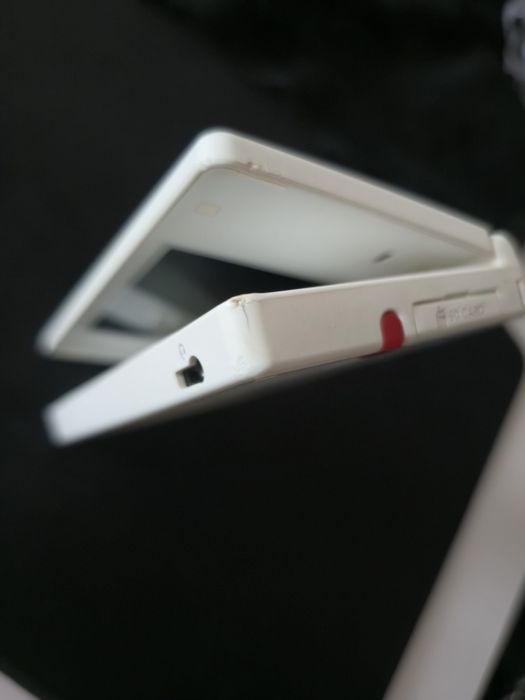 Nintendo DSI alb