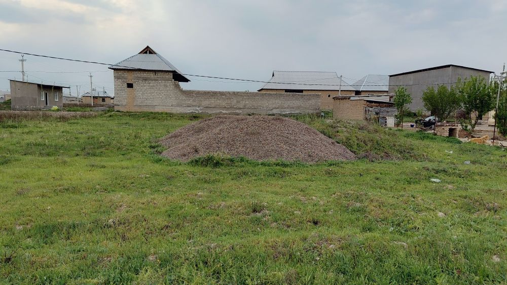 Учаска сотилади 6 сотих