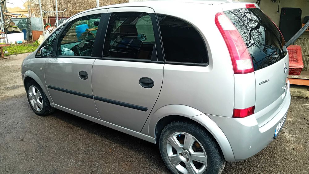 Опел Мерива КАПАРИРАНА!!