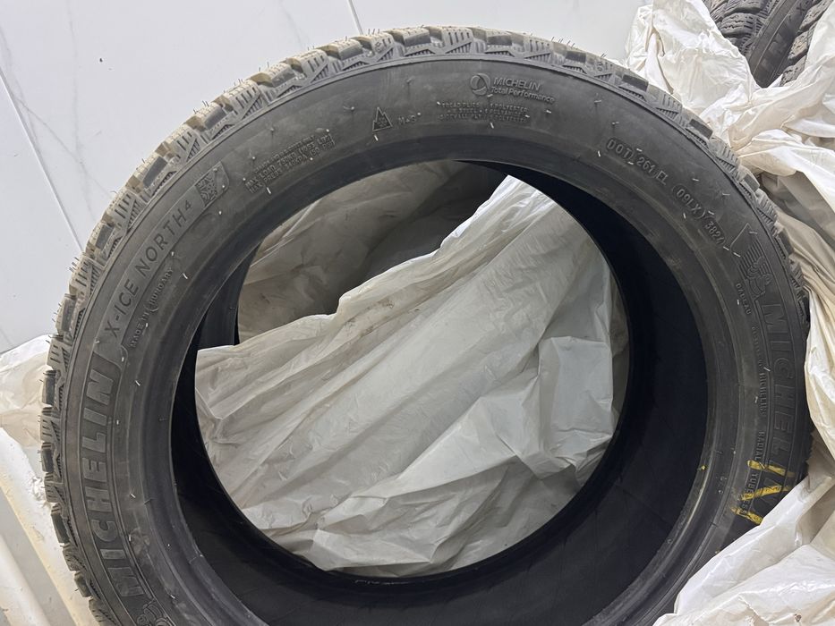 Мишлен шины пара новых и пара бу