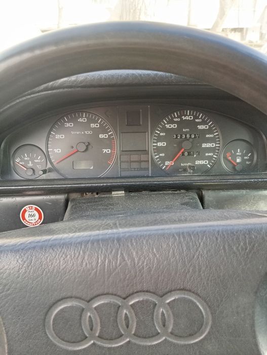 Продам машину Audi 100, 1989 г.в.
