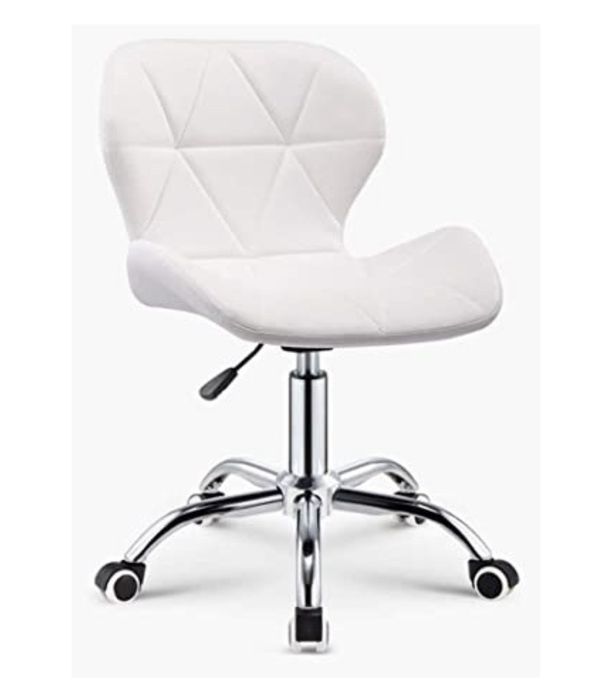 Стул ракушка, стол белый