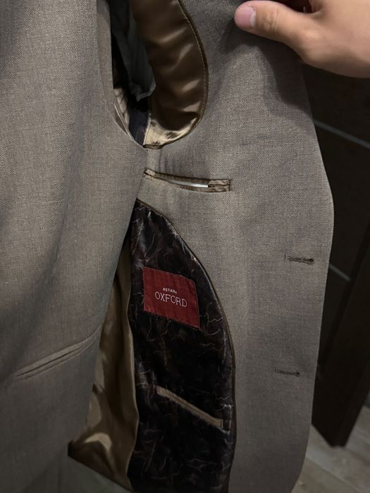 Продам костюм от OXFORD