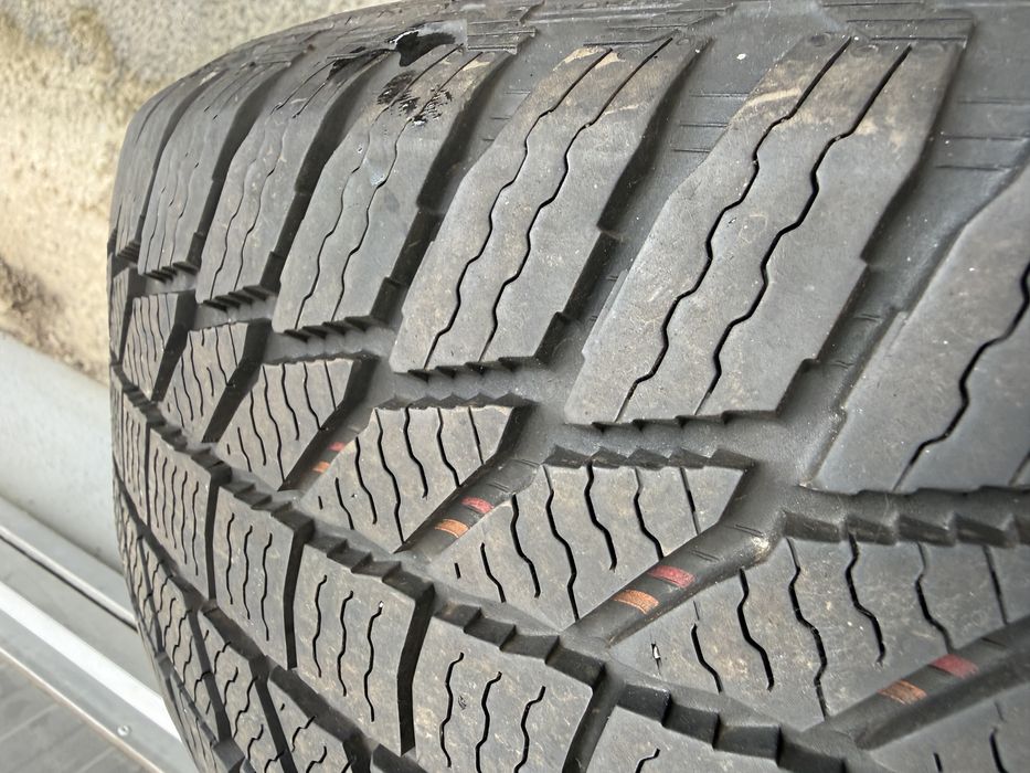Зимни гуми 225/65/17