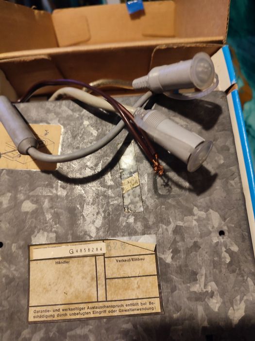 Vând radio casetofon blaupunkt