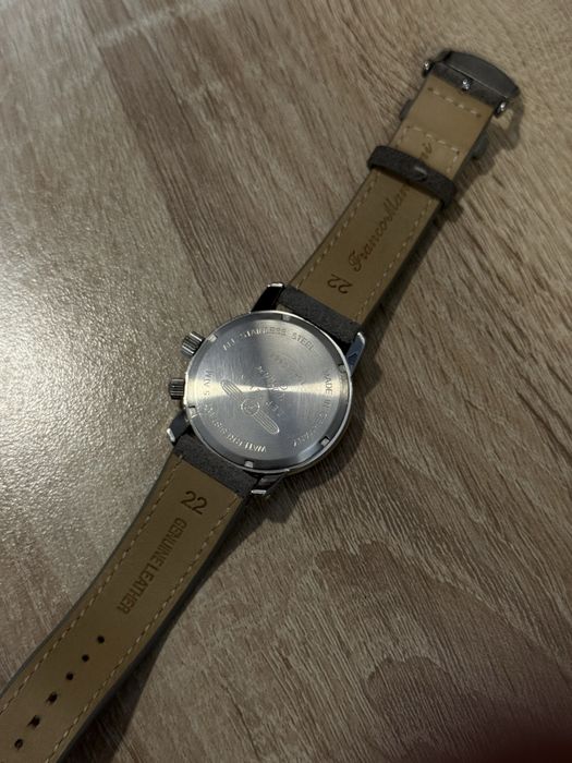 Продам часы zeppelin