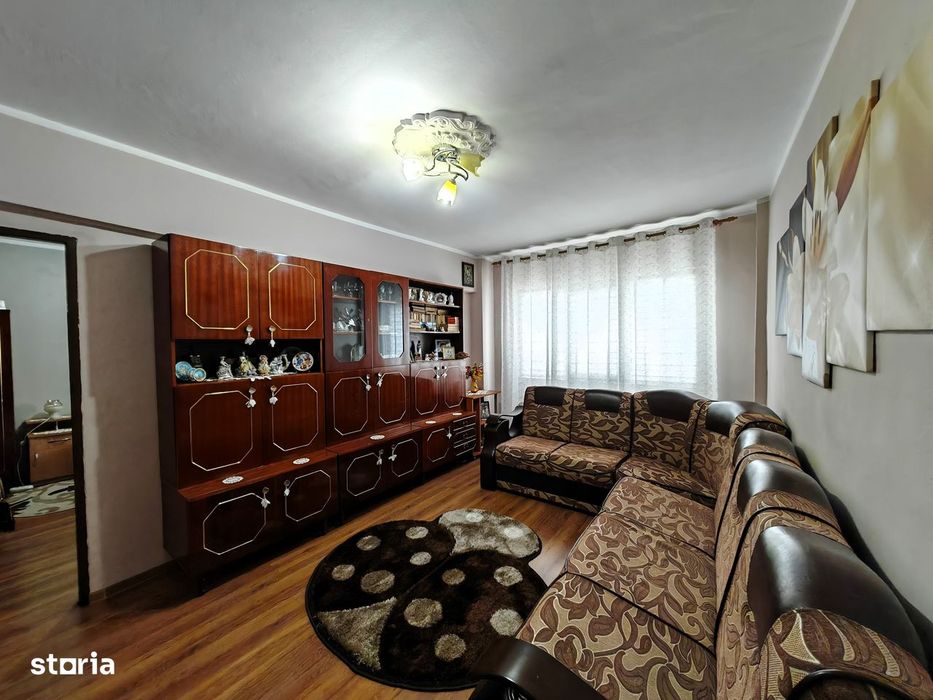 2 camere, la cheie,  Republicii
