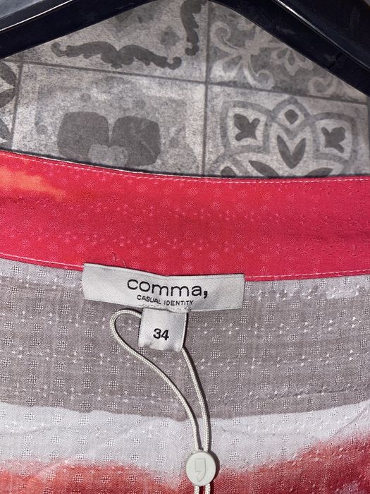 Bluza XS cu umeri goi