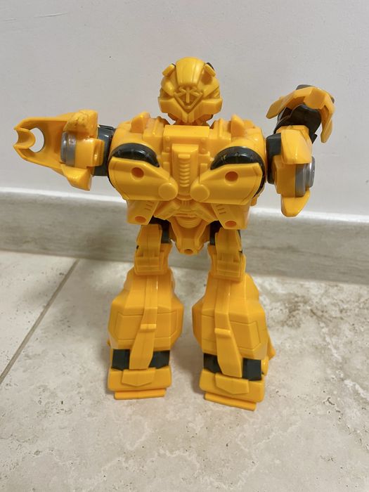 Figurina/robot Bumblebee Hasbro 2009