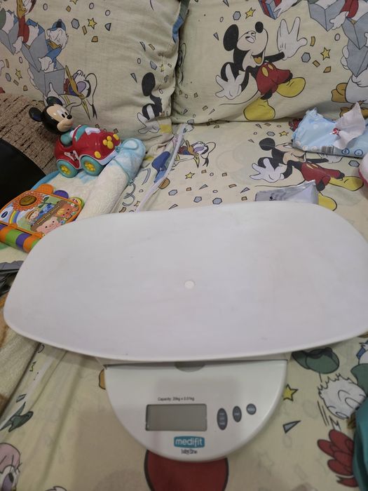 Cantar digital pentru bebelusi