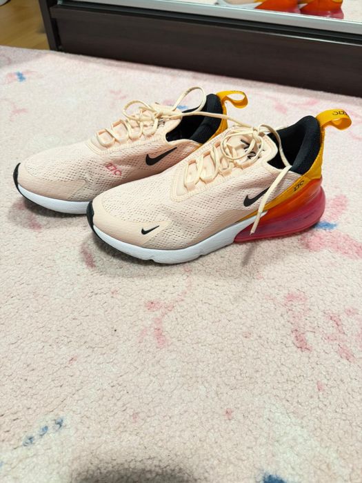 Nike Air Max 270-Washed Coral/Black/Laser fuchsia