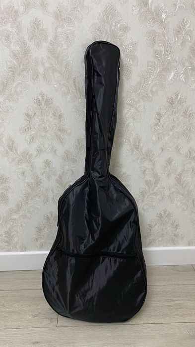 Акустическая гитара