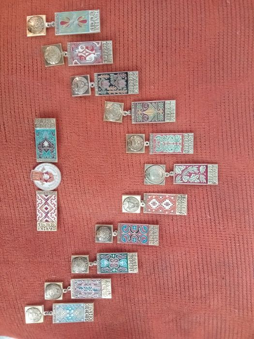 Набор значков-медалей "Республики СССР"