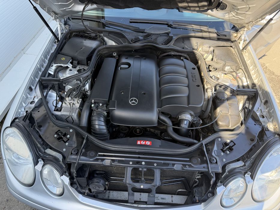MERCEDES-BENZ E-Class 2004 — imagine 2