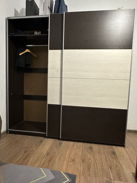 Шкаф сатылады…..