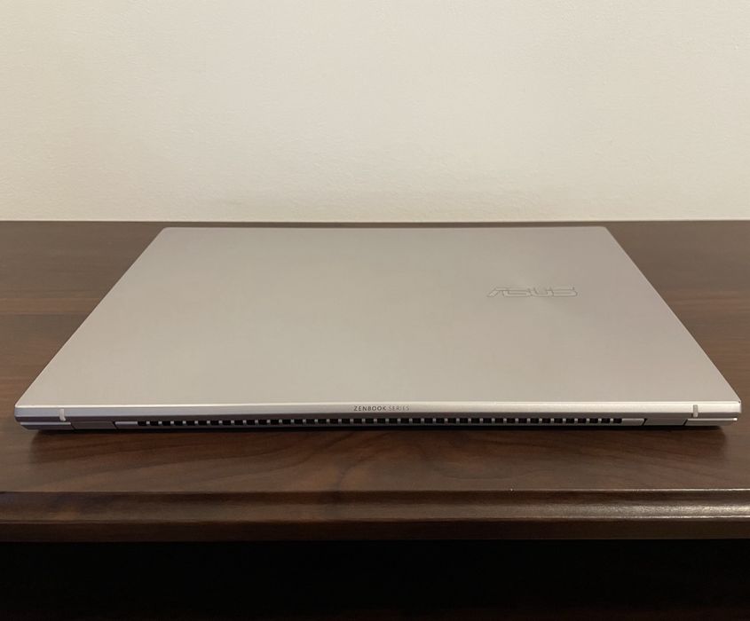 Asus ZenBook 13’ OLED