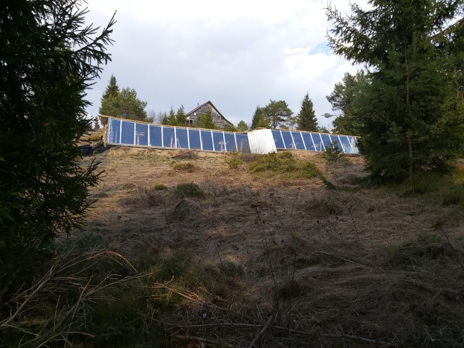Casa, construcție, earthship.  Cabană.